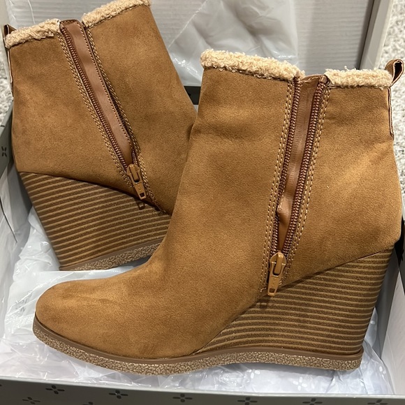 Sun & Stone Camilliaf Wedge Booties NEW Size 8.5M - Picture 6 of 7